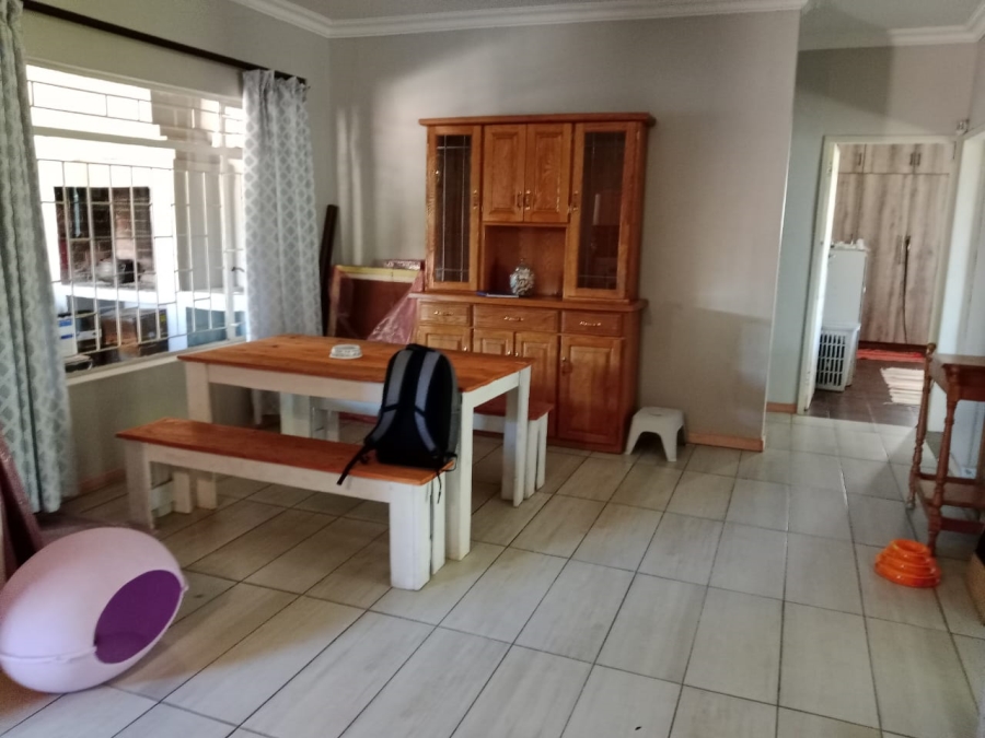 To Let 4 Bedroom Property for Rent in Kuruman Northern Cape